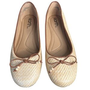 Earth Jontell 2 Ballet Flat Womens 7M Cream/Tan Round Toe Bow Shoes
